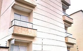 Apto térreo novo 2 Dorm - próximo ao Centro